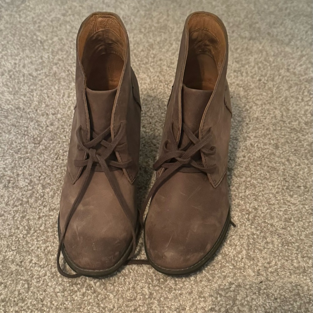 Clark’s Booties size 6.5